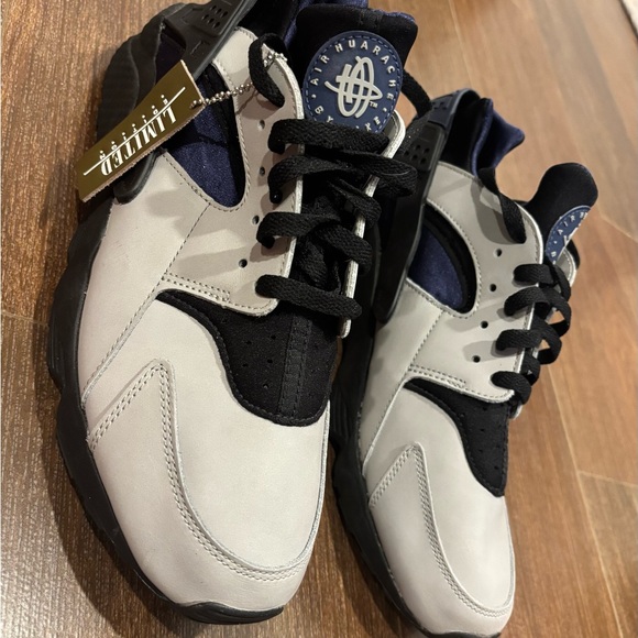 Men’s Nike Air Limited Edition Huarache Size 12 - Picture 9 of 15